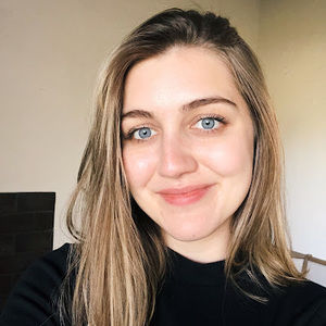 Meet your Posher, Abbey